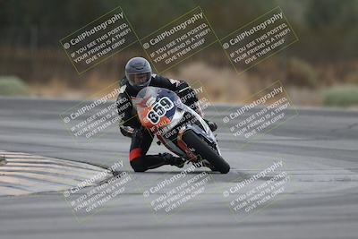 media/Sep-21-2025-Race Pace (Sun) [[98bf33ef95]]/Verified/4-Turn 3 (920am)/